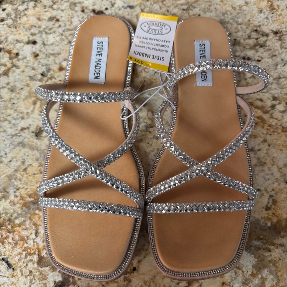 💎💎 NWT STEVE MADDEN BLING SANDALS RHINESTONE SIZE 8